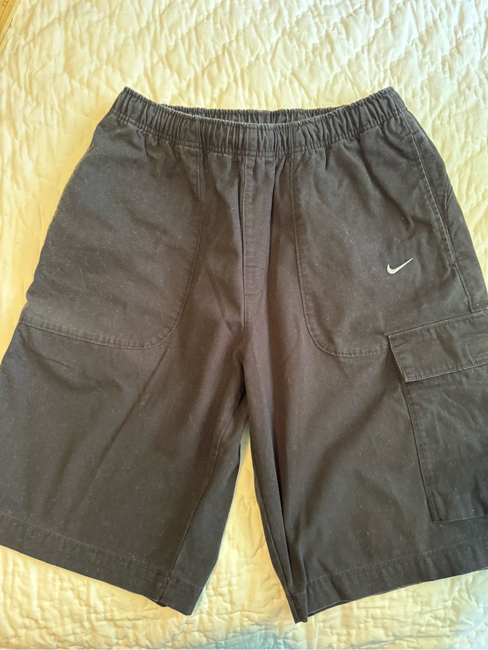 Nike Men’s Black Cargo Shorts Elastic Waist Cotton Athletic Casual Size Medium